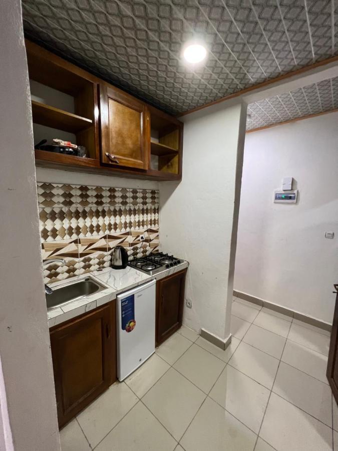 Appartamento Les Logis De Nouvelle Route Bastos Yaoundé Esterno foto